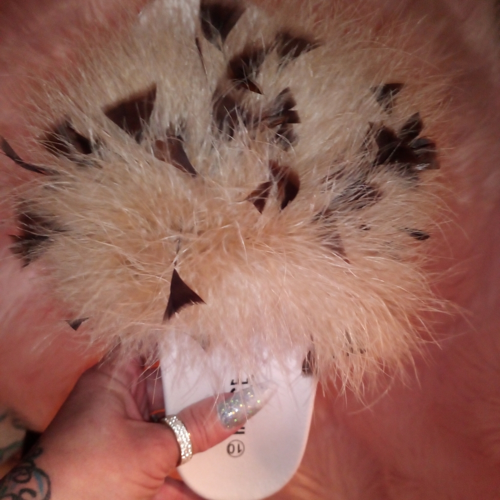 Sizes 5-12 Fur Slides